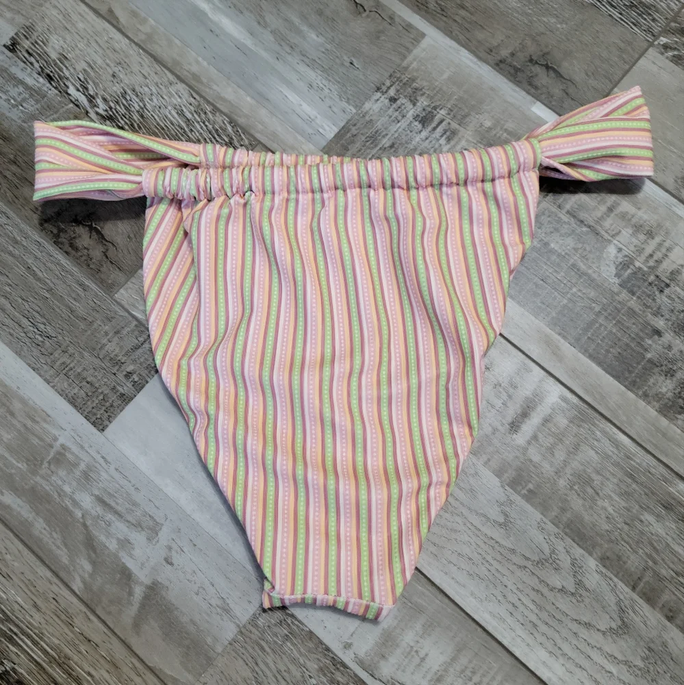 New Dippin Daisy's Bisou Cheeky Bikini Bottom Size Medium